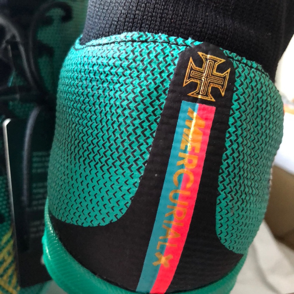 MENS SOCCER STREET CLEAT CR7 SUPERFLY 6 - Picture 2 of 5